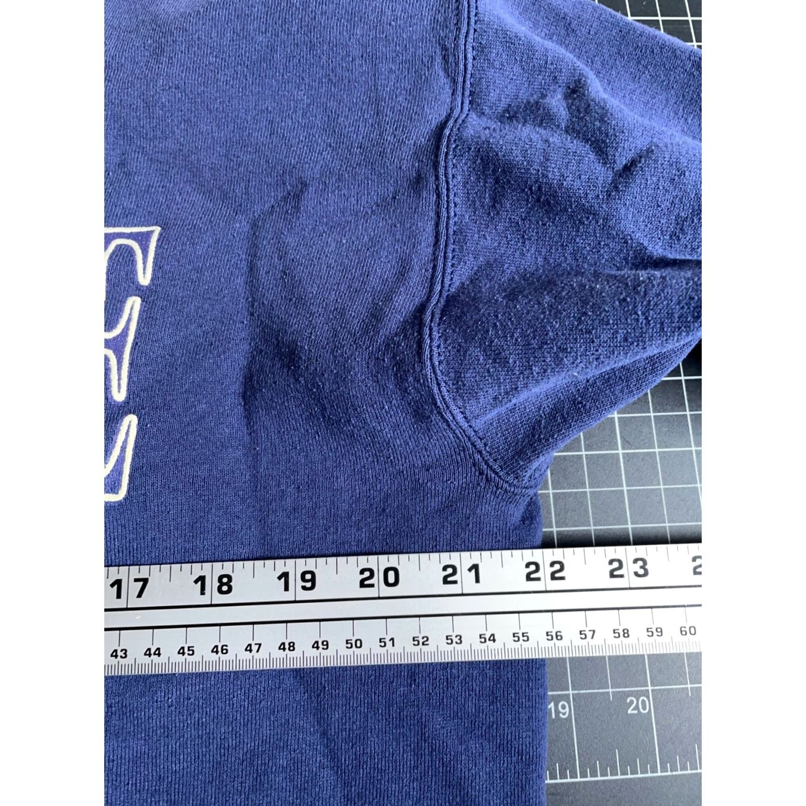 Hanes VINTAGE Hanes Sweatshirt Crewneck 90s Nautical Dark Blue Men Large Woolly Cotton Fleece Graphic Print Logo City Wixom Lake Michigan Size US L / EU 52-54 / 3 - 7 Thumbnail