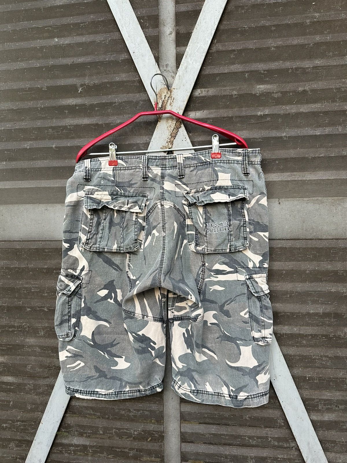 Vintage Vintage THRASHED Mossimo Supply Camo Cargo Pants Size US 34 / EU 50 - 6 Thumbnail