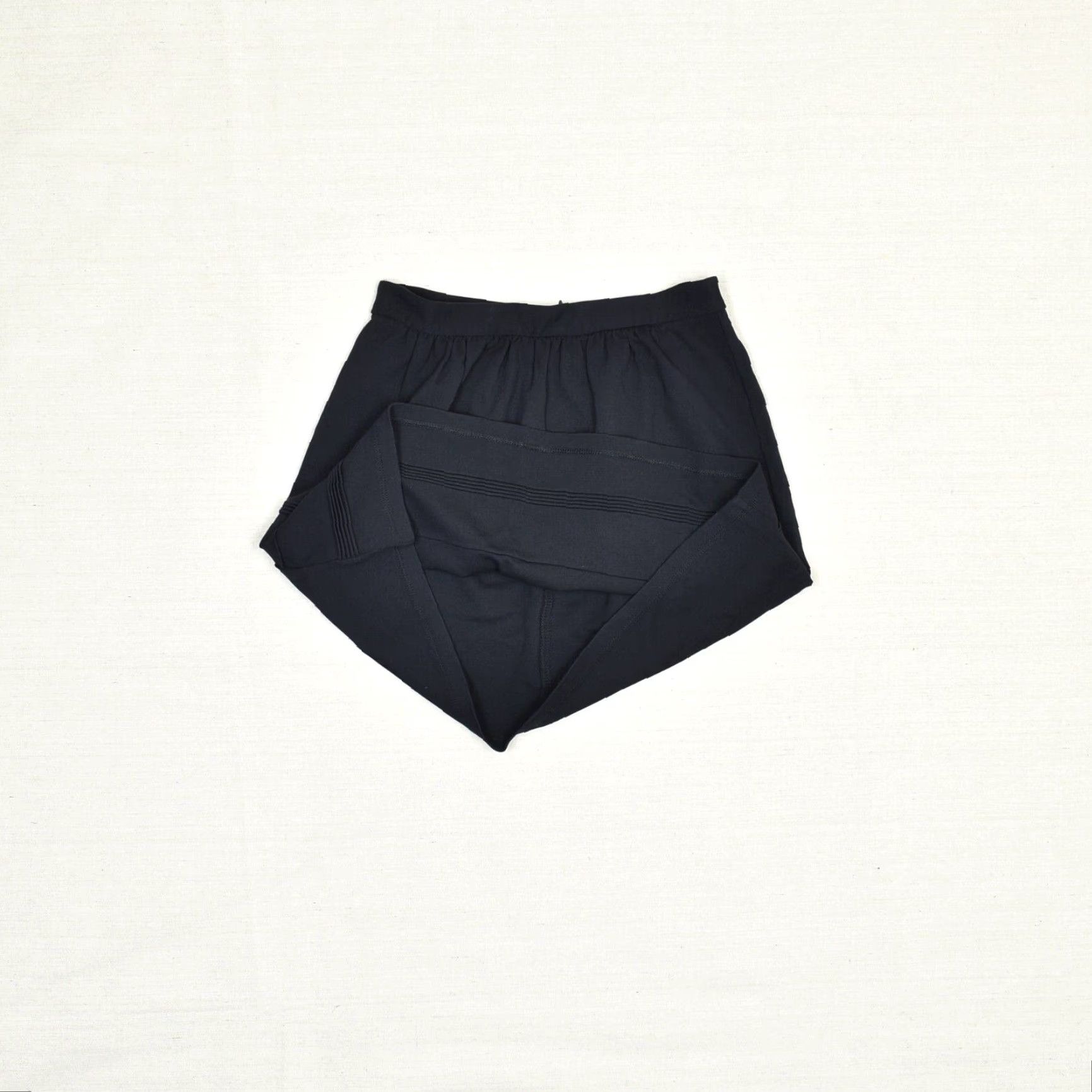 J.Crew J.CREW Skirt A-Line Zip Solid Viscose Black Size 2 Women Adult Short Size 26" / US 2 / IT 38 - 2 Thumbnail
