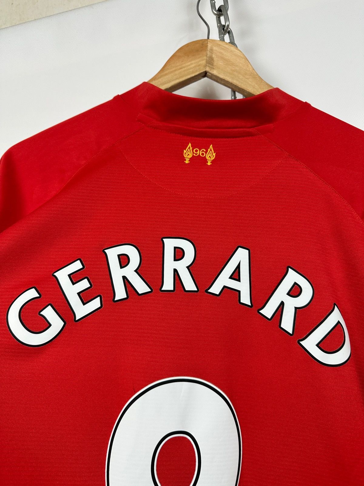Vintage 2013/14 Warrior Liverpool Premier League Gerrard #8 Jersey Size US L / EU 52-54 / 3 - 20 Thumbnail