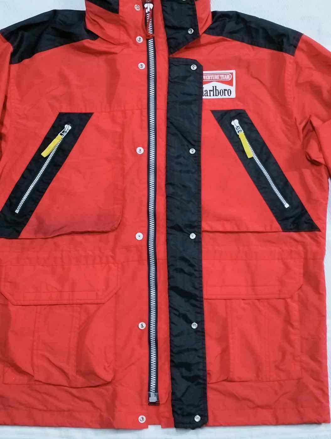 Marlboro Vintage Marlboro Adventure Team Hidden Hoodie Zipper Jacket Size US L / EU 52-54 / 3 - 4 Thumbnail