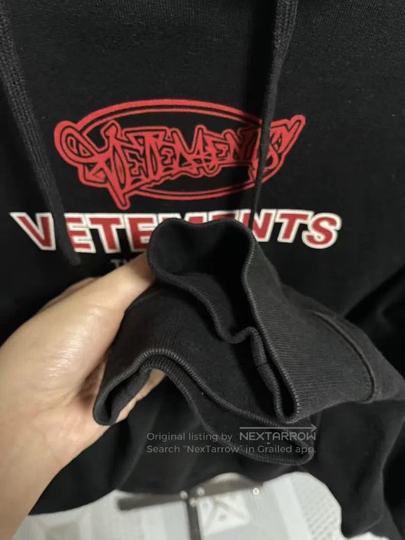 Vetements Vetements Chest Printed Sweatshirt Size US S / EU 44-46 / 1 - 3 Thumbnail