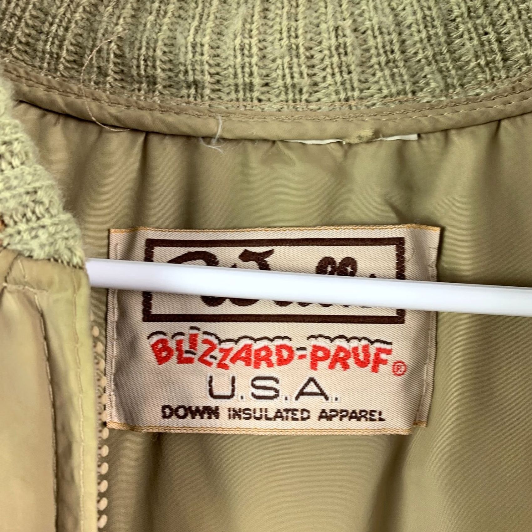 Walls VINTAGE Walls Blizzard-Pruf Down Tan Puffer Jacket Coat 2XL Nylon Brown 1970s USA Mens Manufactured Puffer Jacket Size US XXL / EU 58 / 5 - 7 Thumbnail