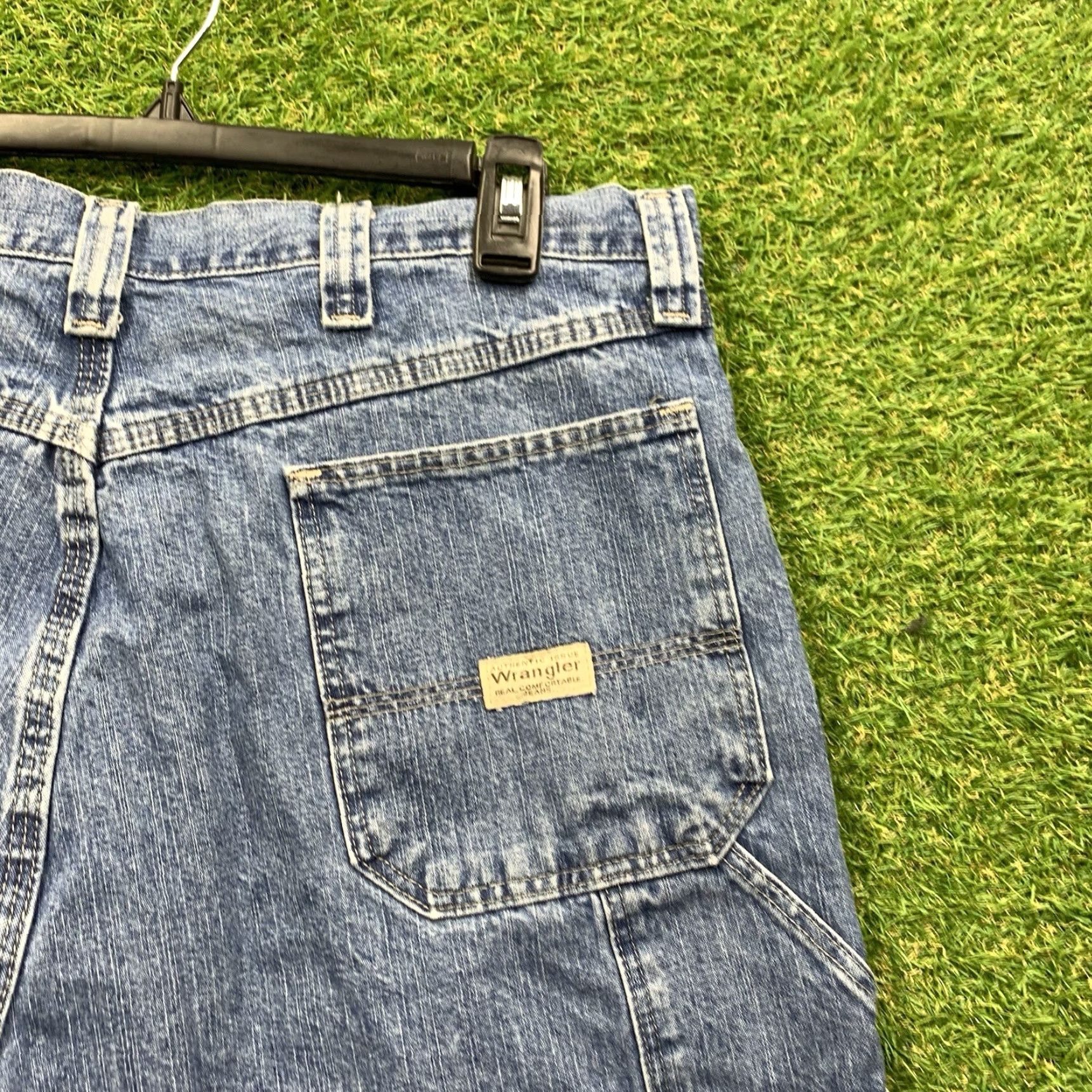 Wrangler VINTAGE Wrangler Carpenter Shorts Mens 36 Blue Denim 90s Classic Baggy Relaxed Mid Rise 5-Pocket Mens Jeans Shorts Size US 36 / EU 52 - 7 Thumbnail