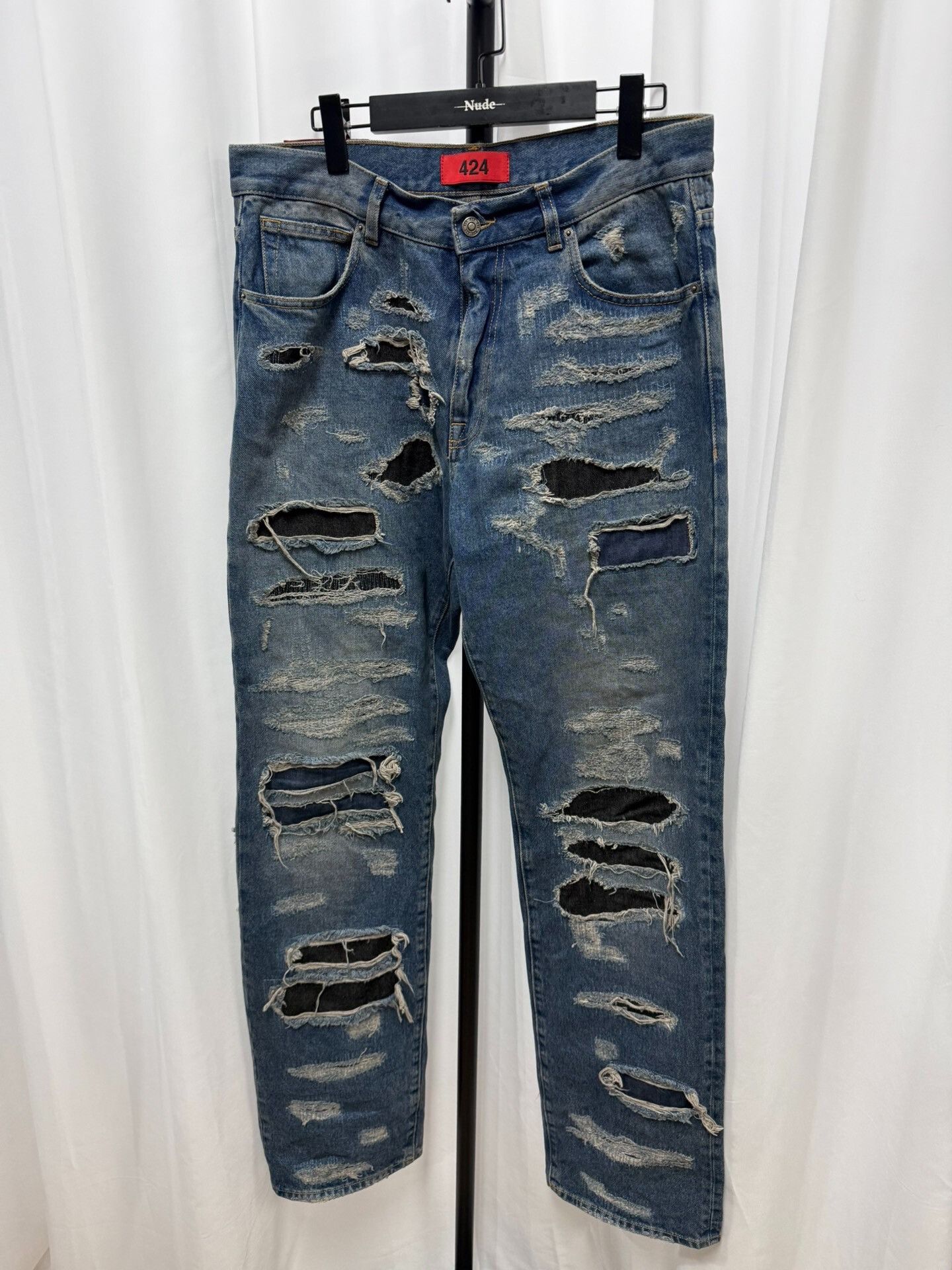 424 Distressed Loose Straight Jeans