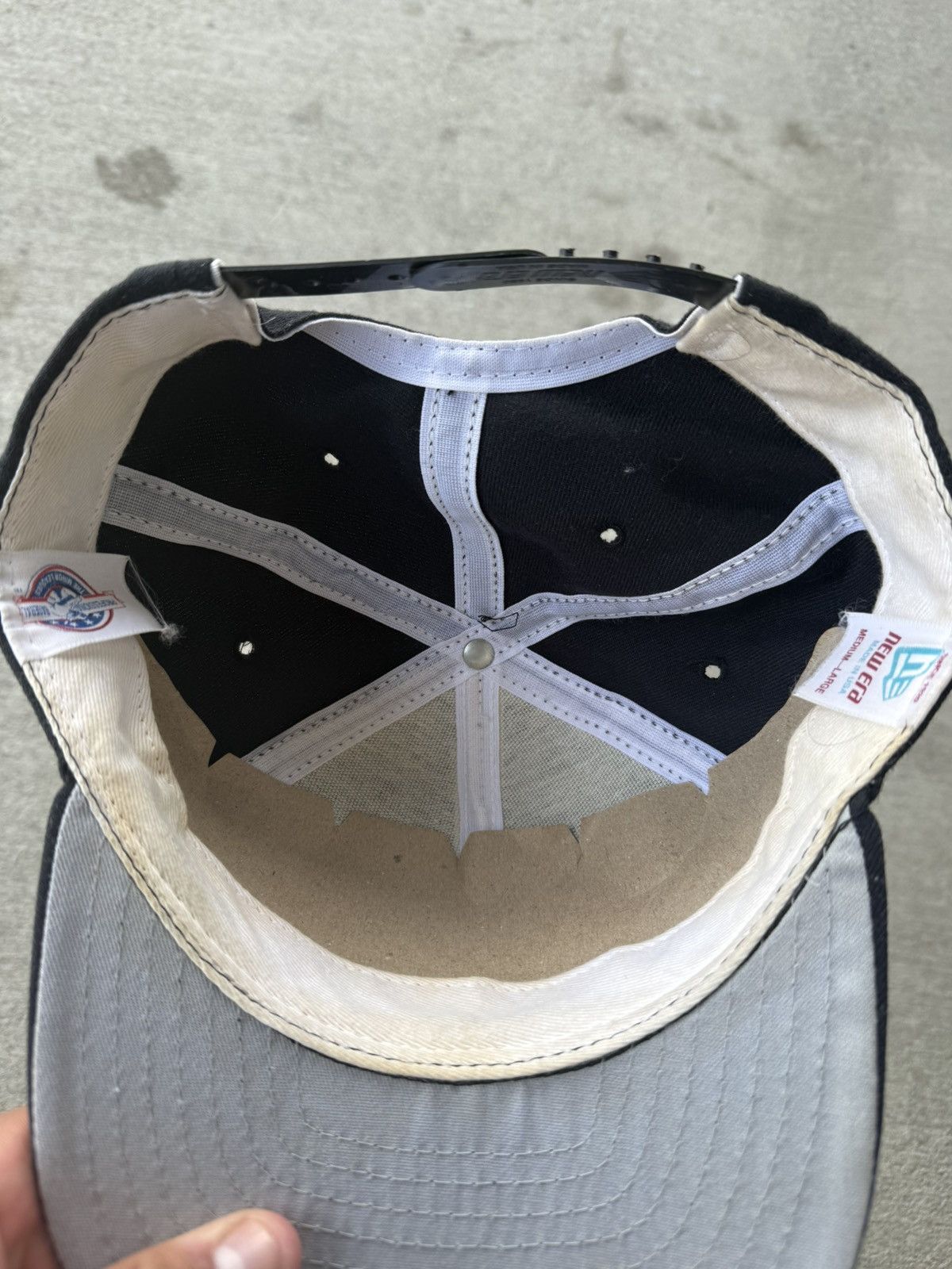 MLB × Supreme Vintage Buffalo Bisons Snapback 90s New Era Rare Size ONE SIZE - 3 Thumbnail