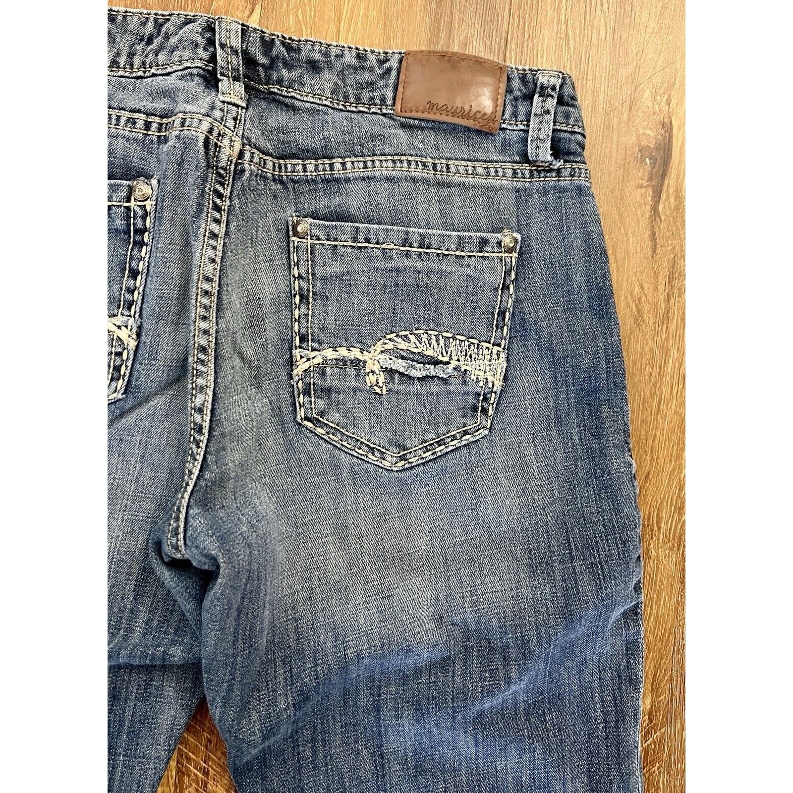 Other Womens Juniors Maurices Distressed Blue Jeans Size 9/10 Size 30" / US 8 / IT 44 - 10 Thumbnail