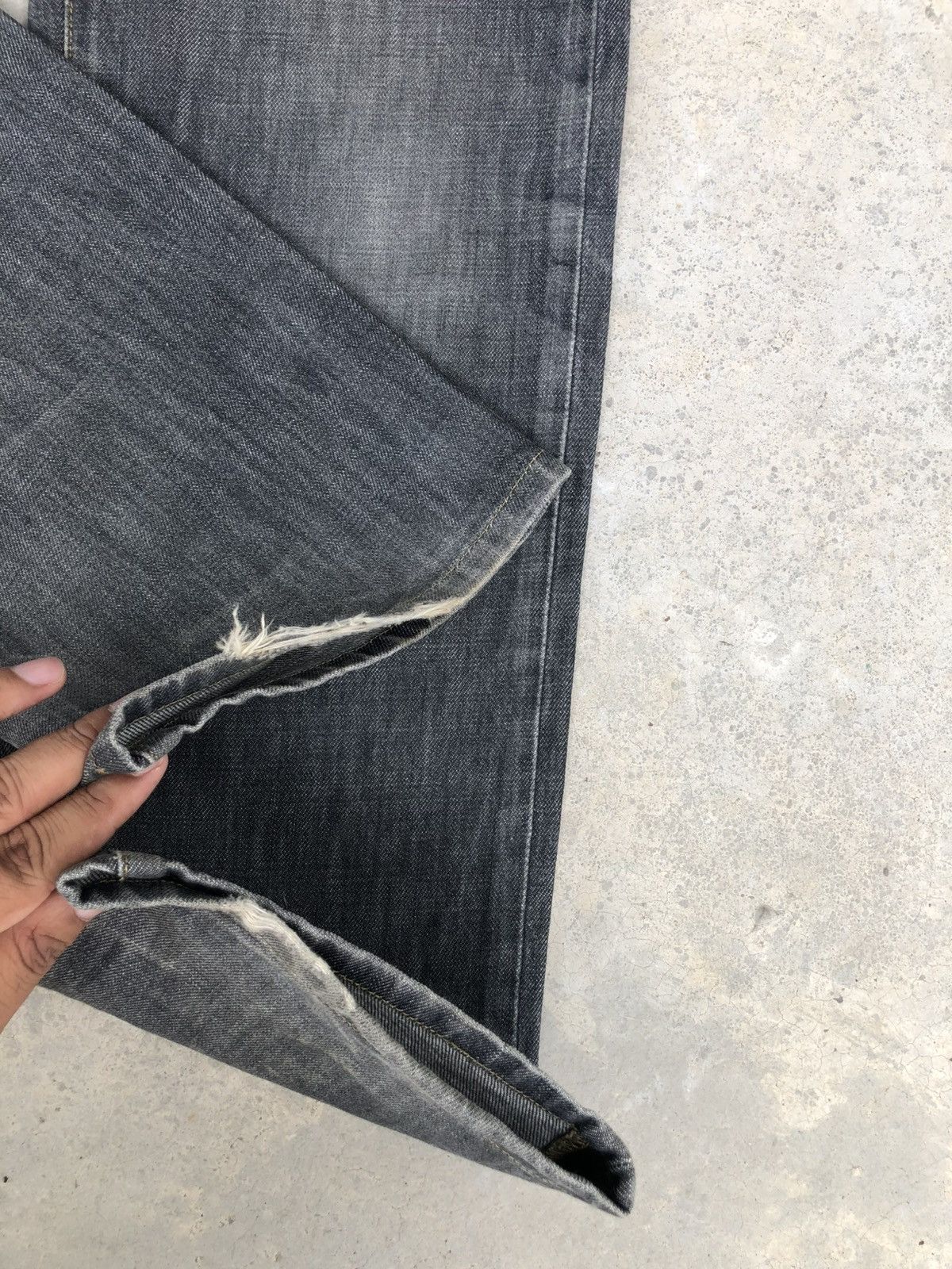 Tom Ford Gucci Distressed Denim Jeans Size US 29 - 17 Thumbnail