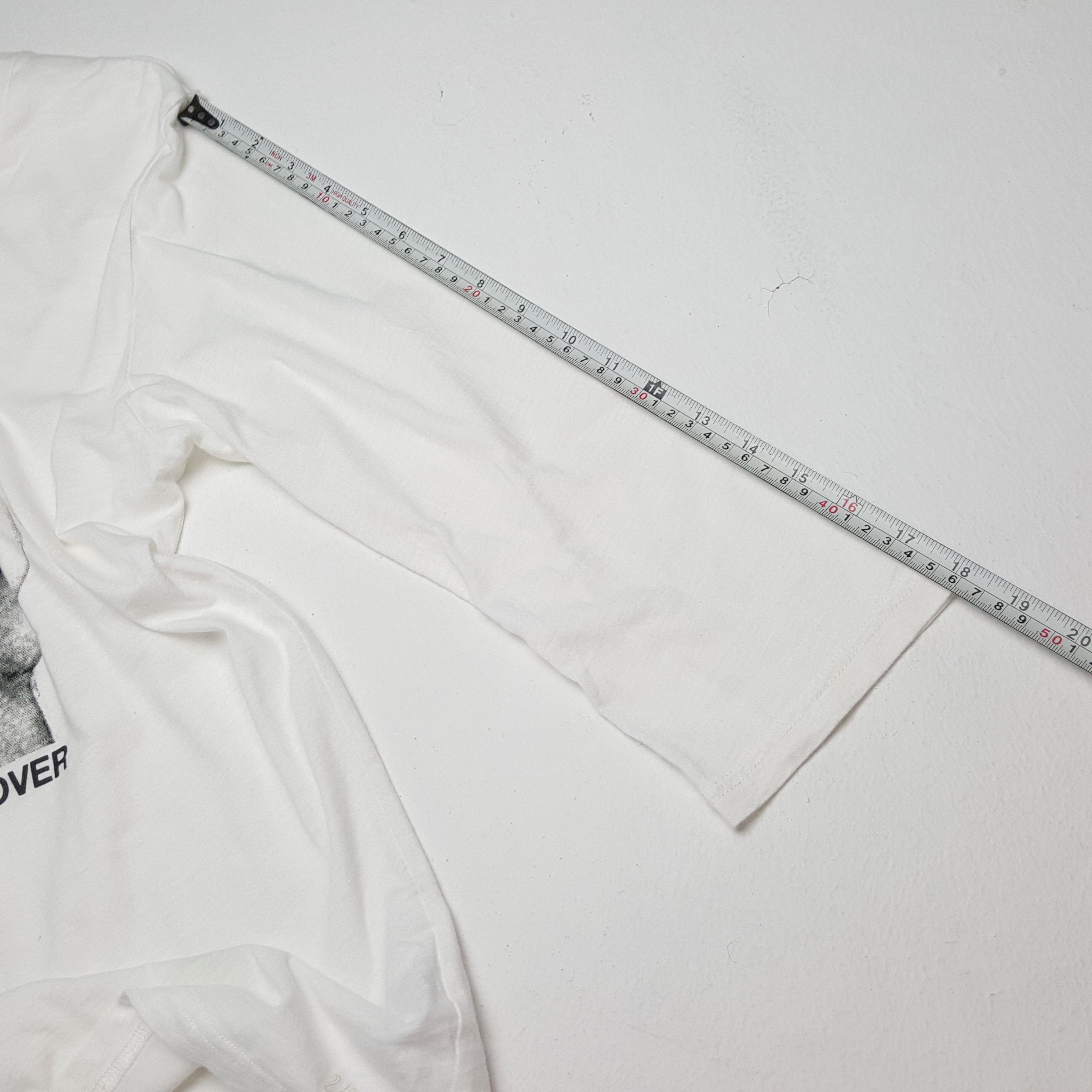 Undercover × Uniqlo UNIQLO UNDERCOVER Japanese Brand Streetwear Tshirt Size US M / EU 48-50 / 2 - 6 Thumbnail