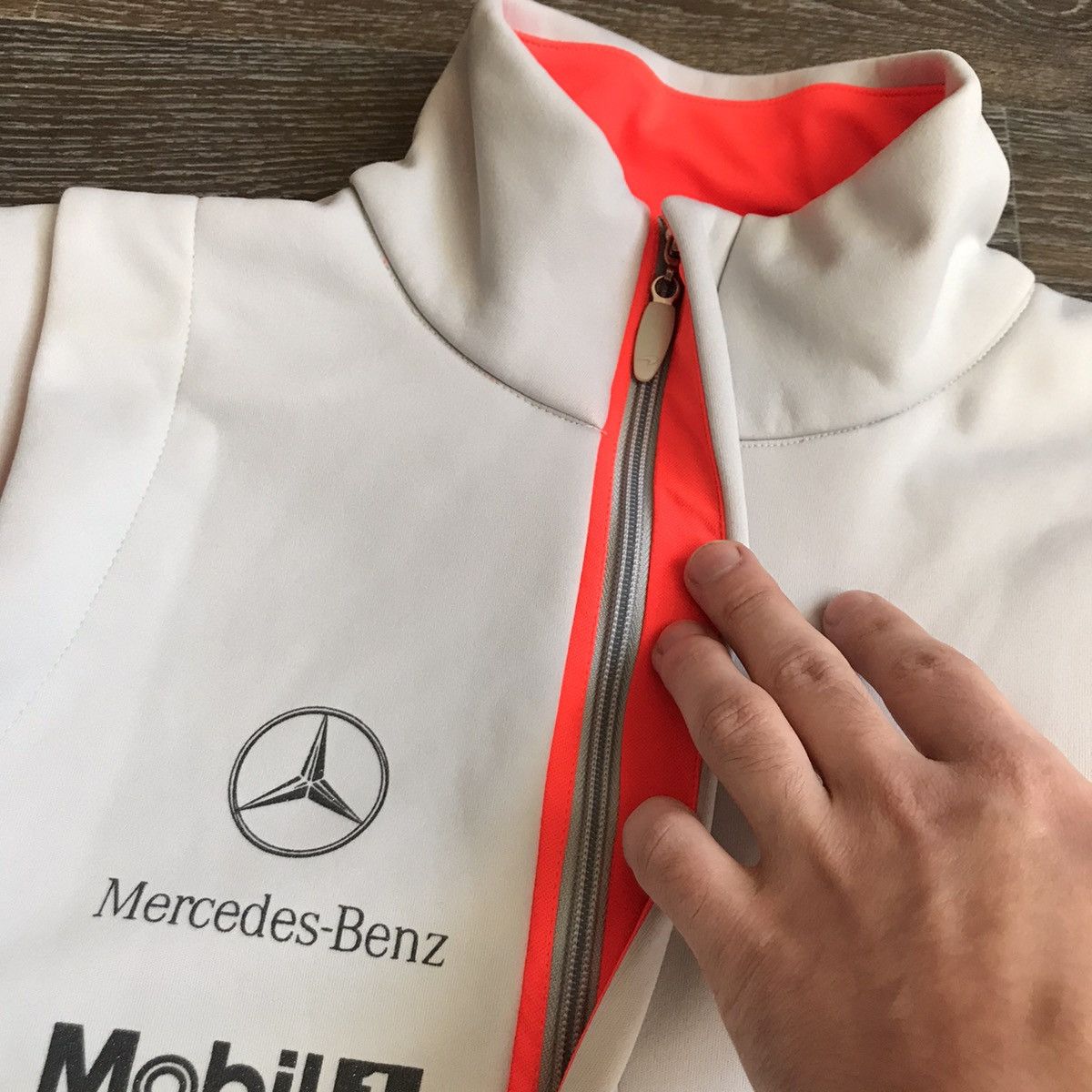 Mercedes-Benz Vodafone Mclaren Mercedes Benz vintage jacket size M Size US M / EU 48-50 / 2 - 6 Thumbnail