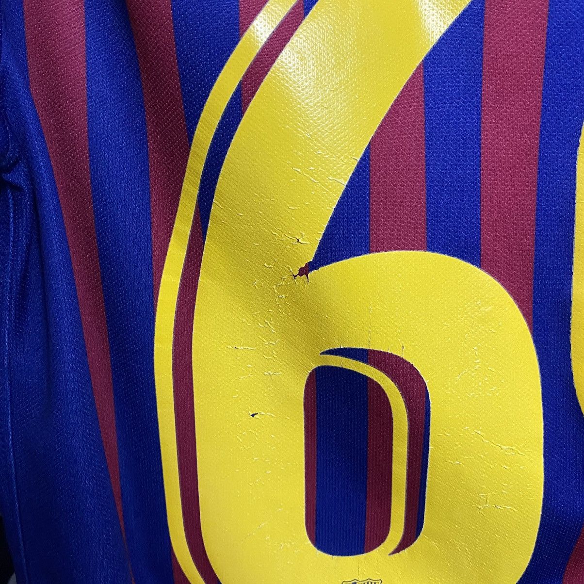 Nike Mens Nike FC Barcelona Origi 69 Player 2018 soccer jersey Size US S / EU 44-46 / 1 - 13 Thumbnail