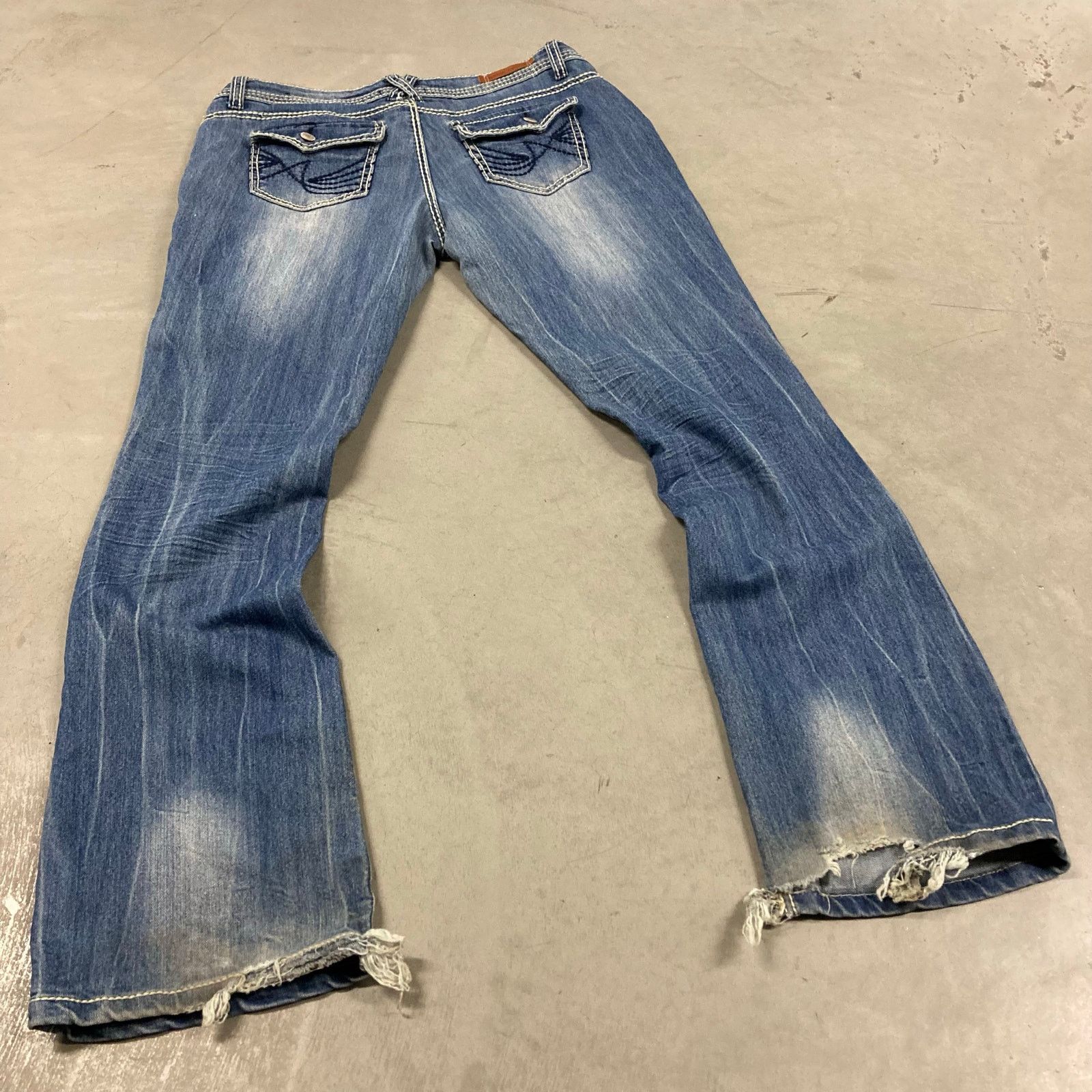 Vintage y2k low rise bootcut Jeans 33x32 Size US 33 - 2 Thumbnail