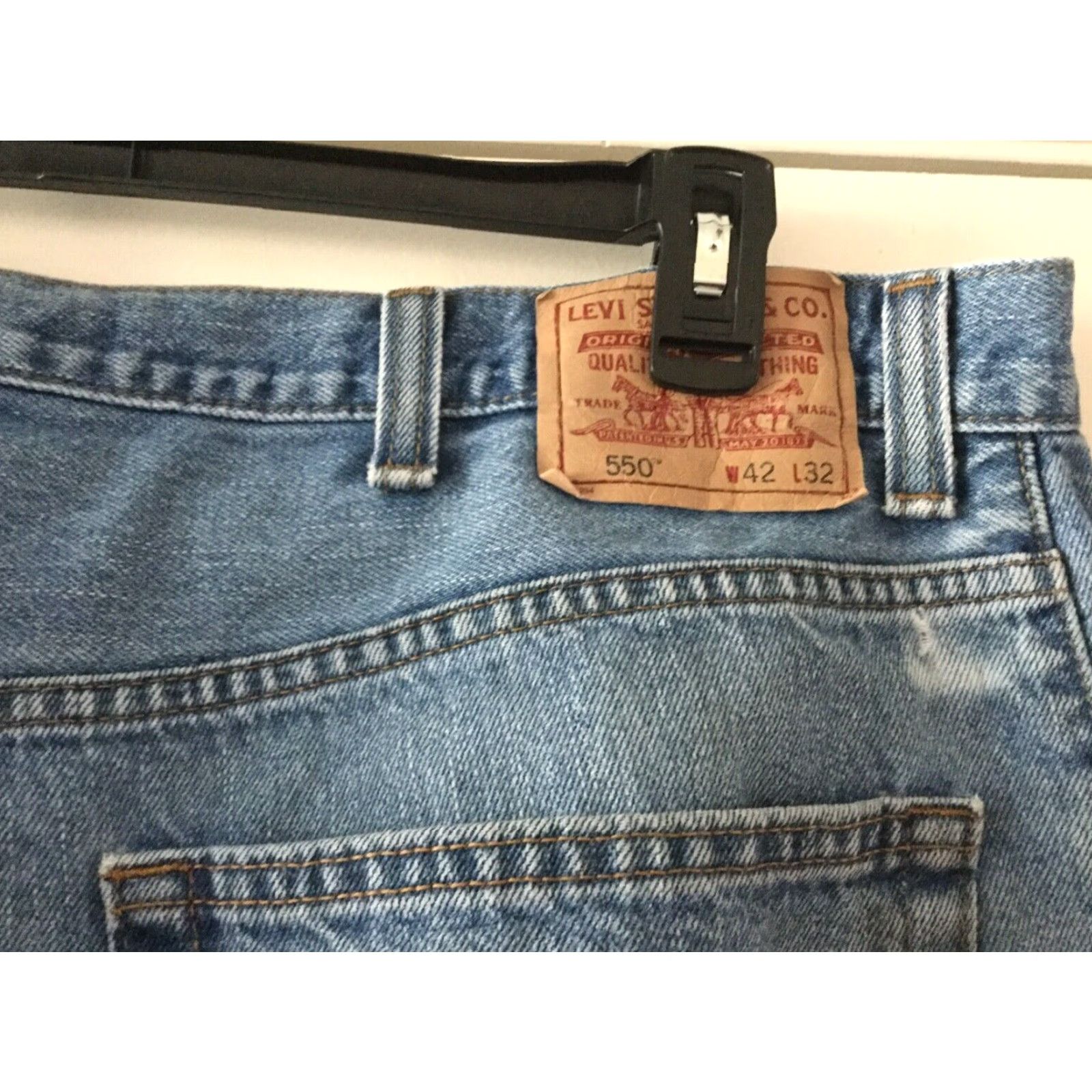 Levi's Levi's 550 Relaxed Fit Denim Jeans 42x32 Medium Wash Blue Mens Size US 42 / EU 58 - 6 Thumbnail