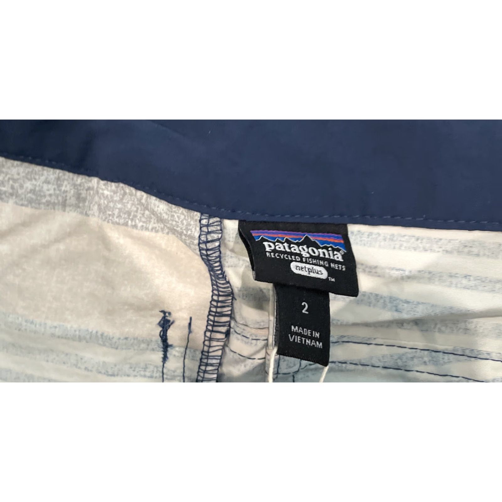 Patagonia Patagonia New Wavefarer W's Boardshorts 5" Stripe Texture Tidepool Blue Sz 2 Size 2 Activewear Board Shorts Football Style Size 26" / US 2 / IT 38 - 7 Thumbnail