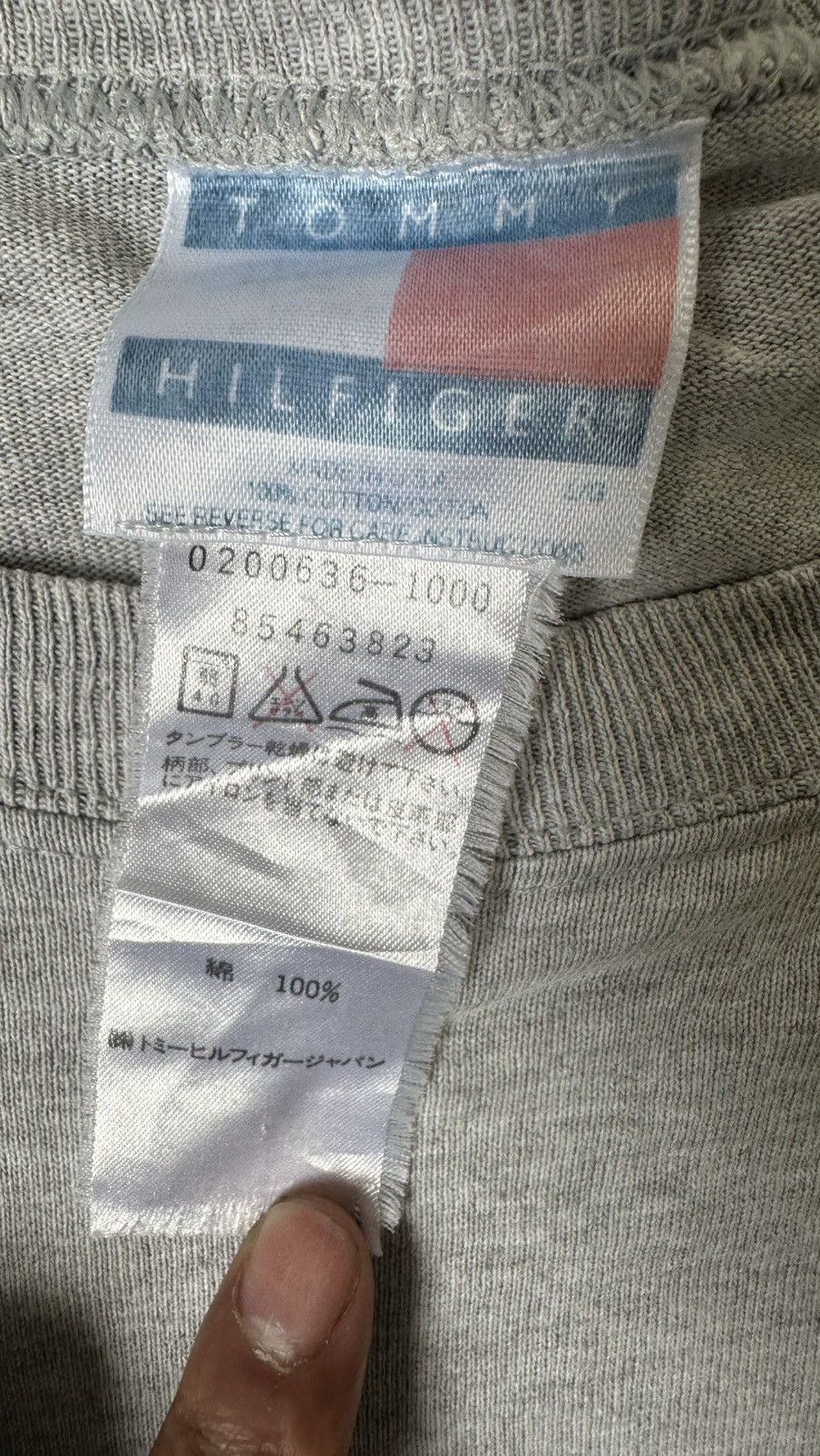 Tommy Hilfiger VINTAGE TOMMY HILFIGER TEE Size US L / EU 52-54 / 3 - 5 Thumbnail