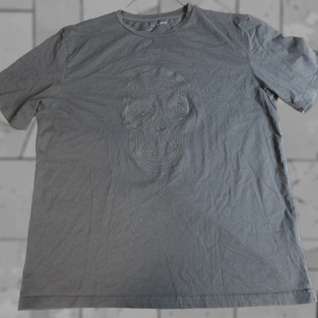 Vintage Daniel Won Shirt XL Black Embroidered Skull 100% Cotton Shirt Mens XL Black Skull Embroidered T-Shirt 2010s Summer Vintage? Wait Size US XL / EU 56 / 4 - 1 Thumbnail