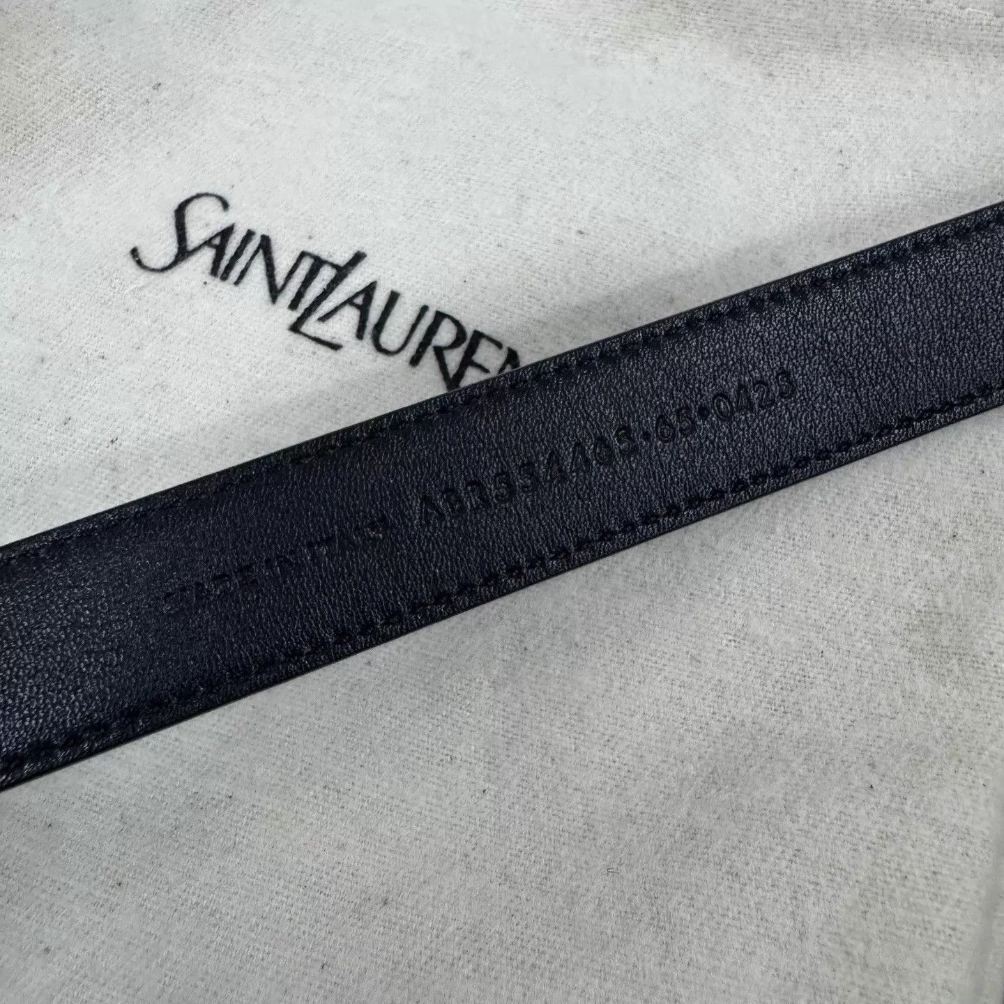 Saint Laurent Paris SLP Classic Black & Gold Buckle Skinny Belt 99 New Size 65 Size ONE SIZE - 8 Thumbnail