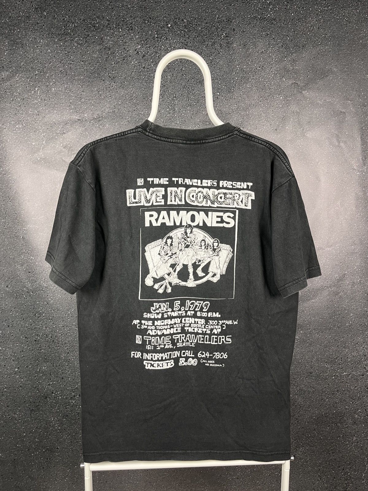 Men’s Vintage 1979 T-Shirt Ramones Time Travelers Present