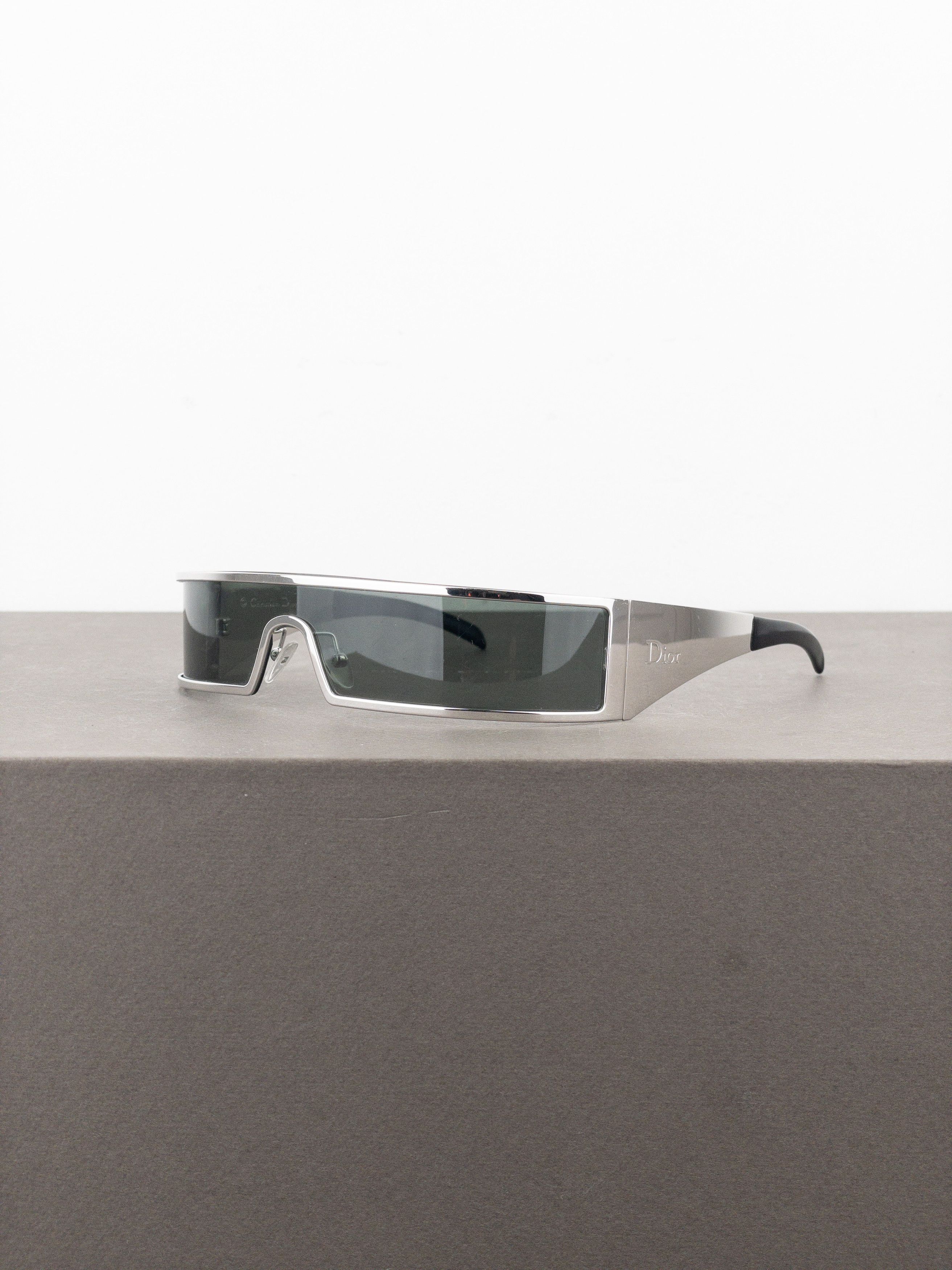 Dior Dior by Galliano SS03 Punk Wrap Mask Sunglasses Size ONE SIZE - 1 Thumbnail