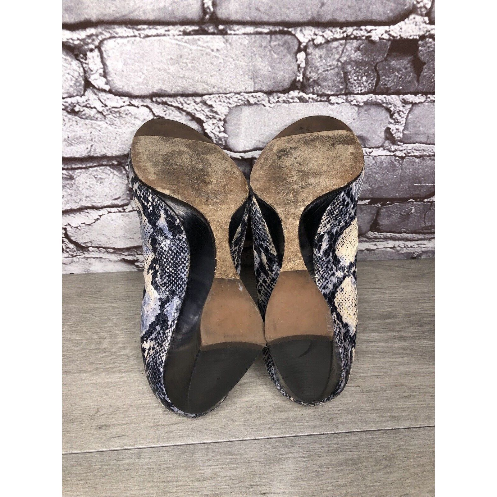 Lanvin LANVIN Ivory Blue Snake Print Leather Ballerina Pumps Wedges Size US 9.5 / IT 39.5 - 17 Thumbnail