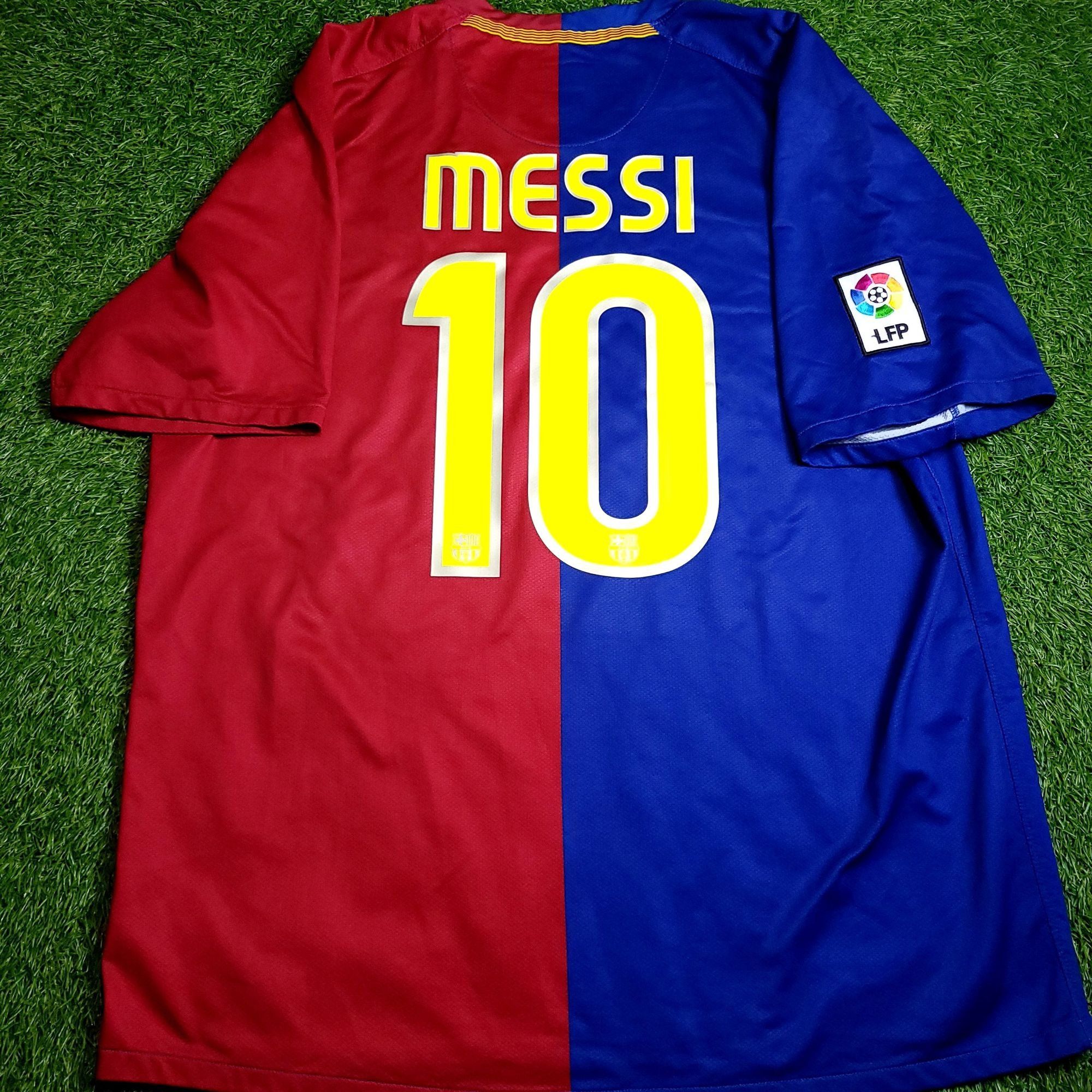 Nike Messi Barcelona TREBLE 2008 2009 Soccer Jersey XL Size US XL / EU 56 / 4 - 1 Thumbnail