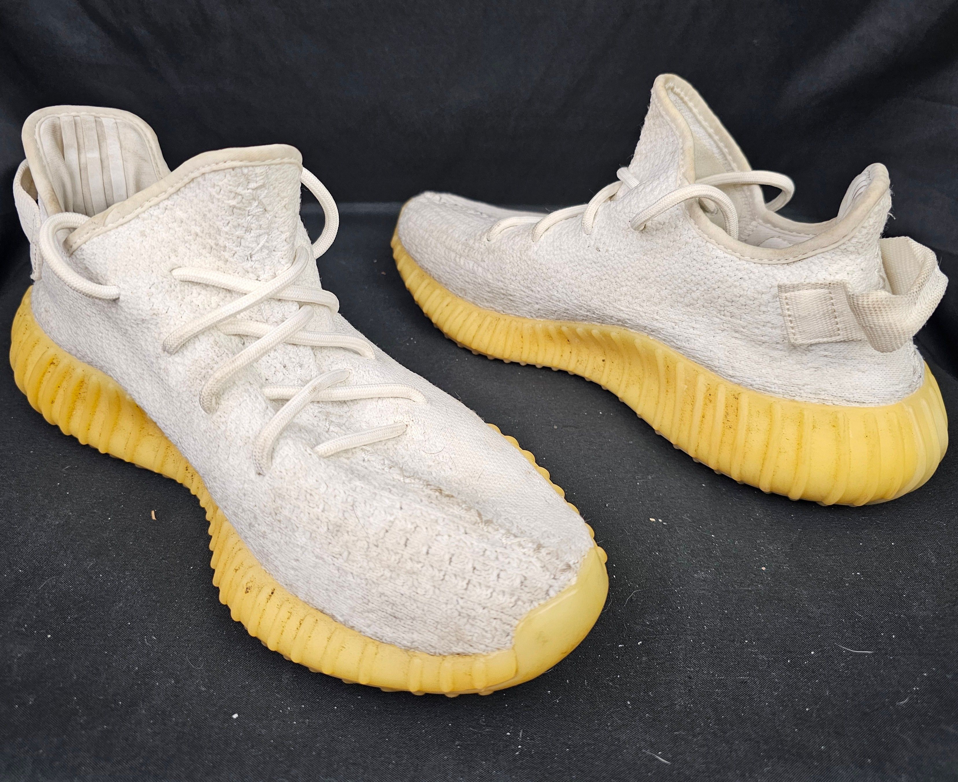 Adidas × Kanye West × Yeezy Adidas Yeezy Boost 350 V2 Cream Triple White Men's PRE-OWNED Size US 7.5 / EU 40-41 - 3 Thumbnail