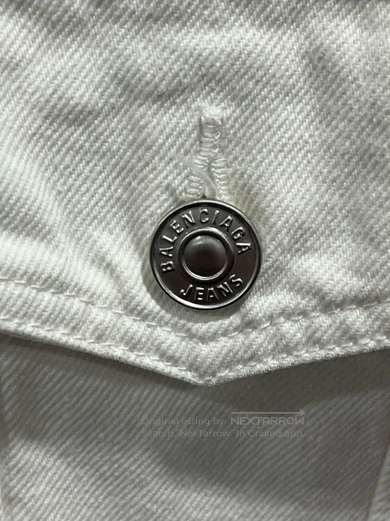 Balenciaga Balenciaga White large logo denim jacket Size US S / EU 44-46 / 1 - 3 Thumbnail
