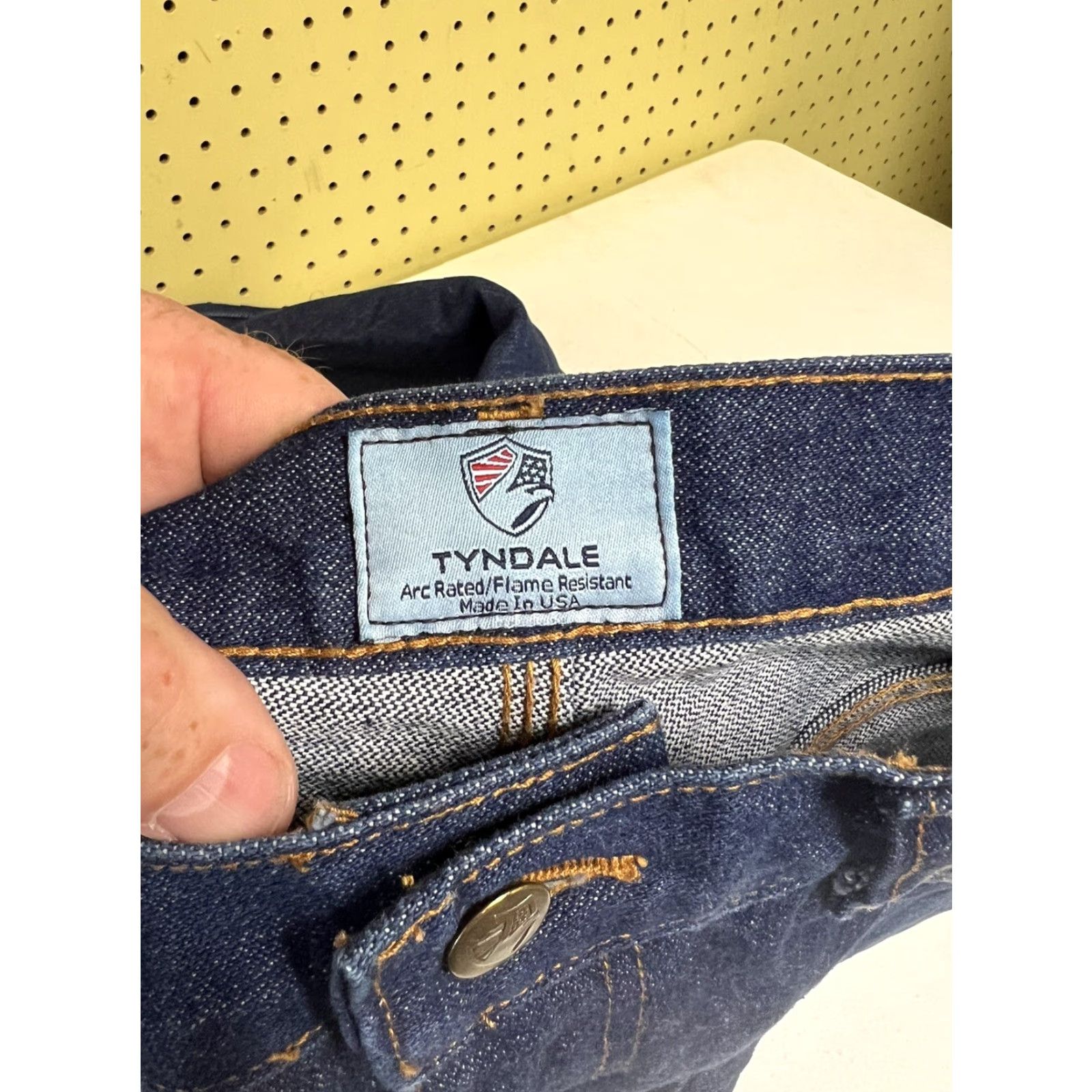 Vintage NWT Tyndale Arc Rated Flame Resistant Jeans Mens 38x30 USA NFPA 2112 CAT 2 FR Denim Straight Blue 38 Mens NFPA 2112 CAT 2 FR Size US 38 / EU 54 - 6 Thumbnail