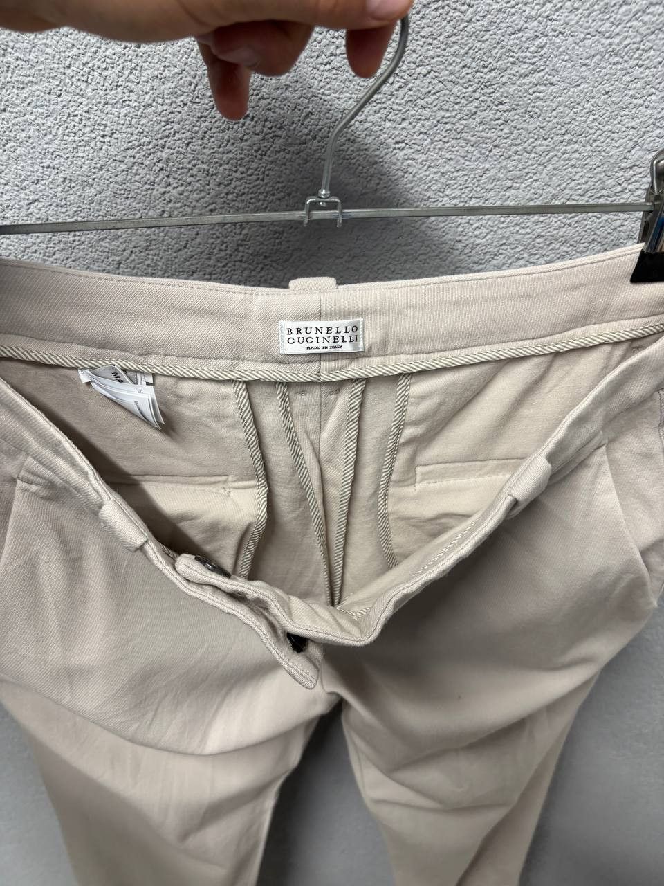 Brunello Cucinelli Brunello Cucinelli womens wool pants biege size US 6 / M Size 28" / US 6 / IT 42 - 9 Thumbnail