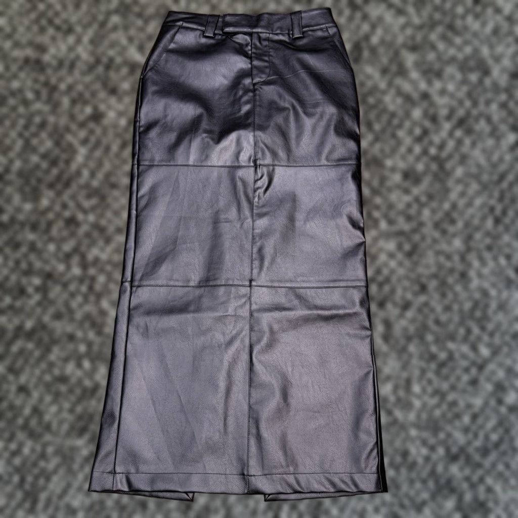 Forever 21 FOREVER 21 Skirt Womens Small Black Faux Leather Maxi Skirt New Zip High Rise Logo Solid Urban Punk Biker Metal City Casual Party/Cocktail Size 28" / US 6 / IT 42 - 1 Thumbnail