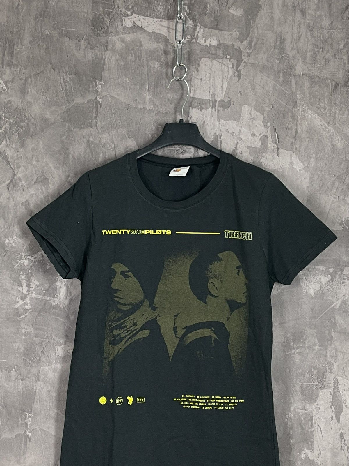 Other Twenty One Pilots The World Tour Synth-Pop Duo Tee 3X Size US XL / EU 56 / 4 - 2 Thumbnail