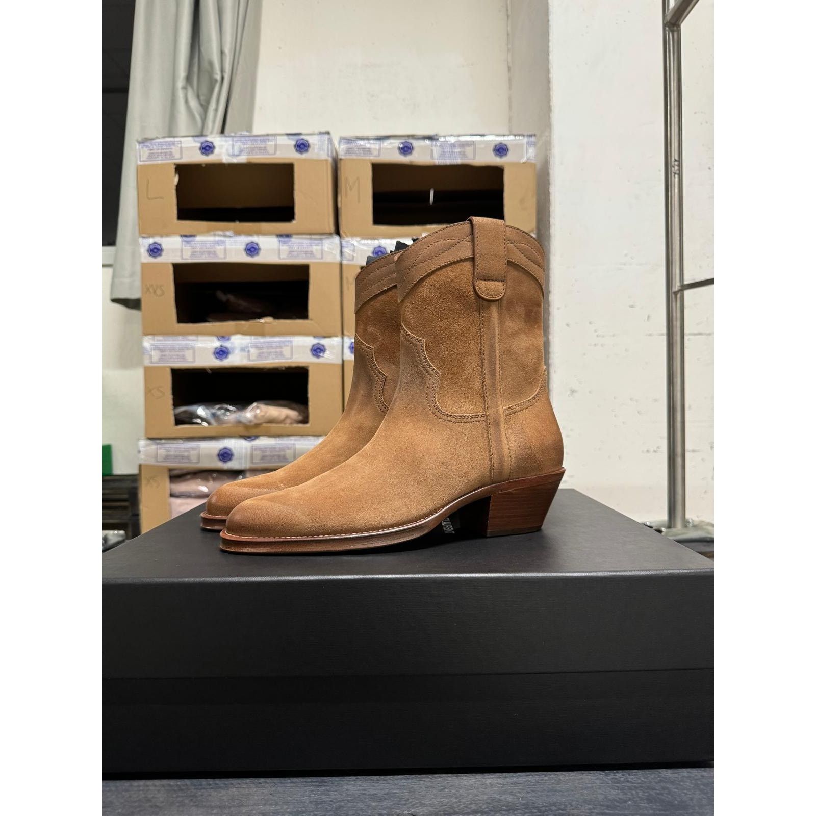 Saint Laurent Paris o1alsimx924 Q:3 / 669290 Suede Bootie in Brown 40 Size US 7 / EU 40 - 3 Thumbnail