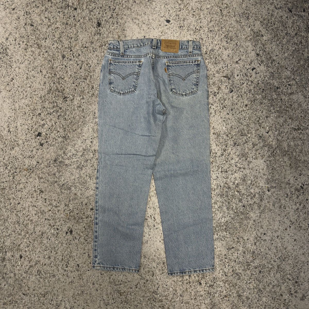 Levi's Vintage 90s Levi’s 550 Light Wash Faded Denim Jeans 31x27 Size US 31 - 1 Thumbnail