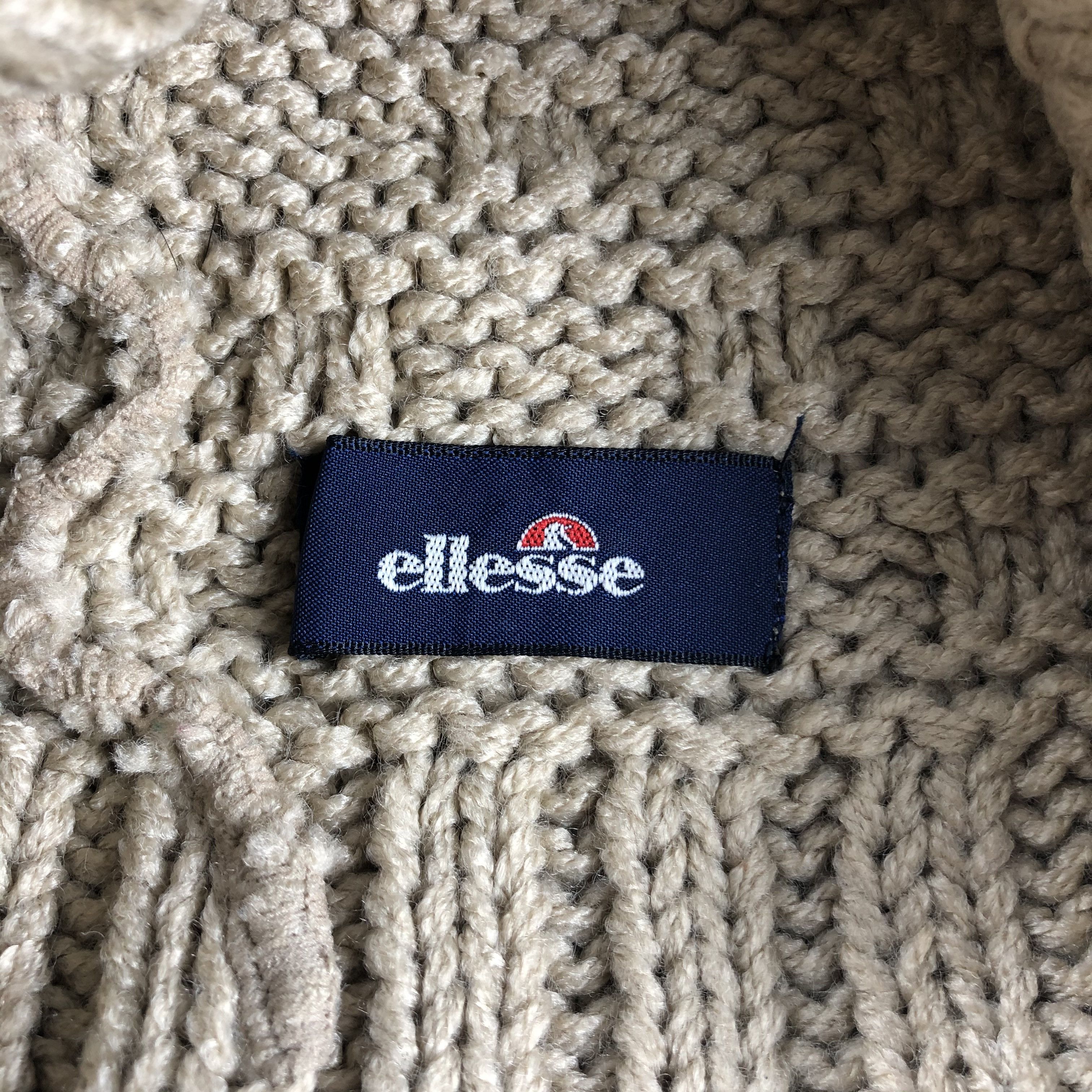 Ellesse × Vintage Ellesse Knit Bobble Beanie Snow Hat Snow Cap -D158 Size ONE SIZE - 5 Thumbnail