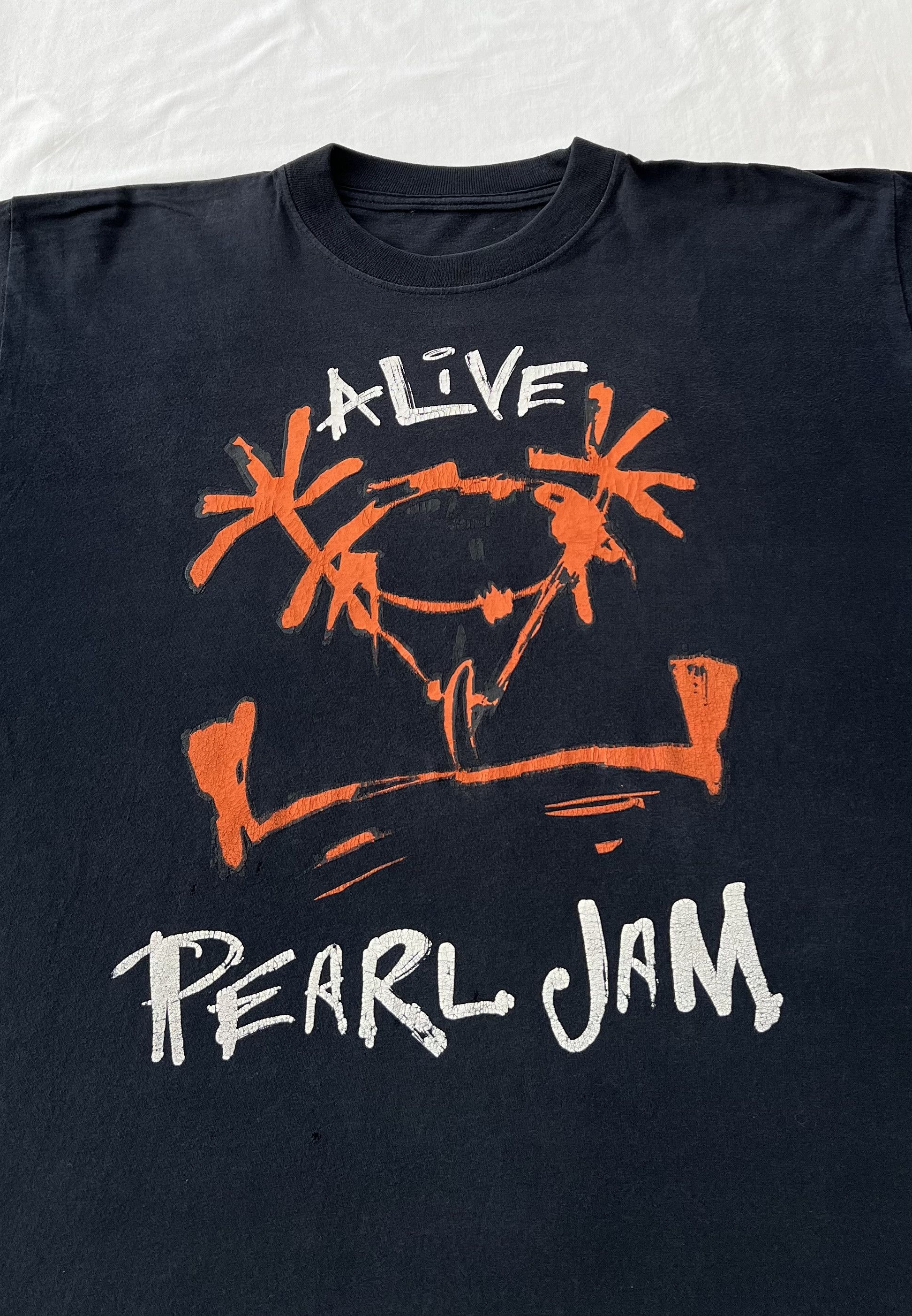 Band Tees Vintage 90s Pearl Jam Alive Black Long Sleeve T-shirt Size US XL / EU 56 / 4 - 5 Thumbnail