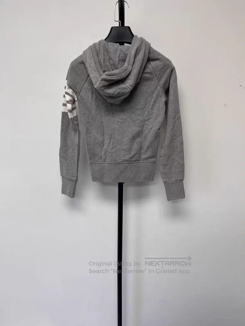 Thom Browne Thom Browne Classic Zip-up Hoodie Size XS / US 0-2 / IT 36-38 - 2 Thumbnail