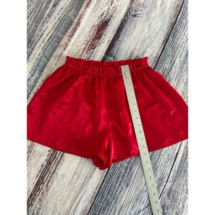 Victoria's Secret Vintage Victoria’s Secret Gold Label Red Satin Women's Pajam Size 27" / US 4 / IT 40 - 6 Thumbnail