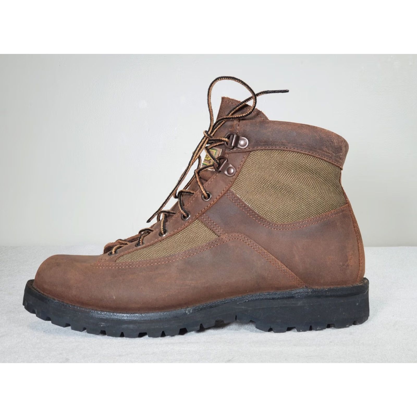 Danner VINTAGE Danner Cabela's 5" Leather Nylon Work Boots 200g Insulation GTX Brown US 11 Mens Size US 11 / EU 44 - 5 Thumbnail