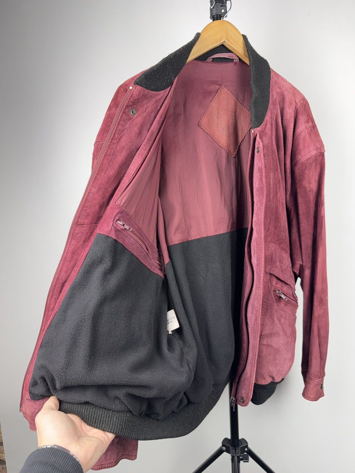 Japanese Brand Vintage 90s Retro Oversized Burgundy Suede Leather Bomber Size US L / EU 52-54 / 3 - 13 Thumbnail