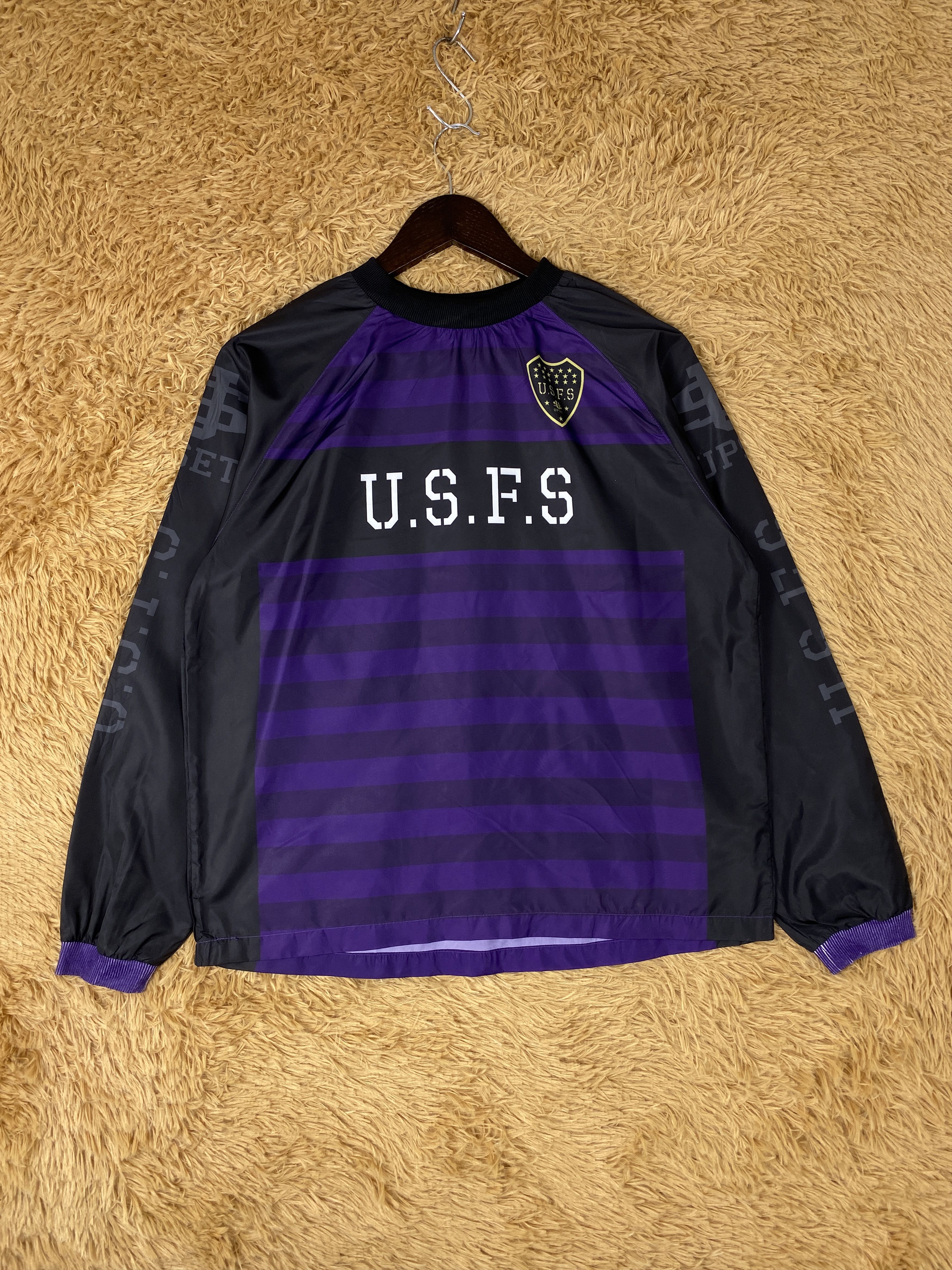 Japanese Brand Vintage Upset FS Long Sleeve Jerseys J1979 Size US S / EU 44-46 / 1 - 1 Thumbnail