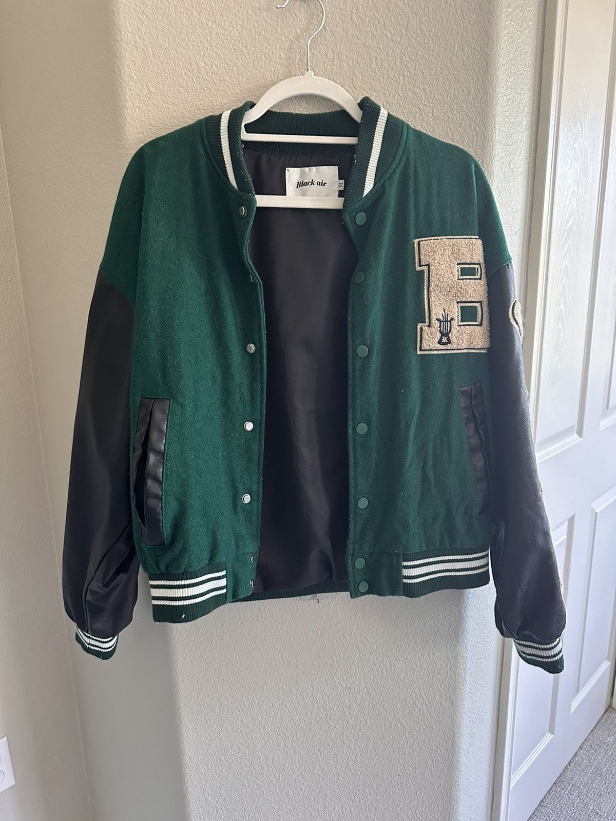 Hypebeast × Japanese Brand Black Air Aelfric Eden Bones Varsity Jacket Size US S / EU 44-46 / 1 - 5 Thumbnail
