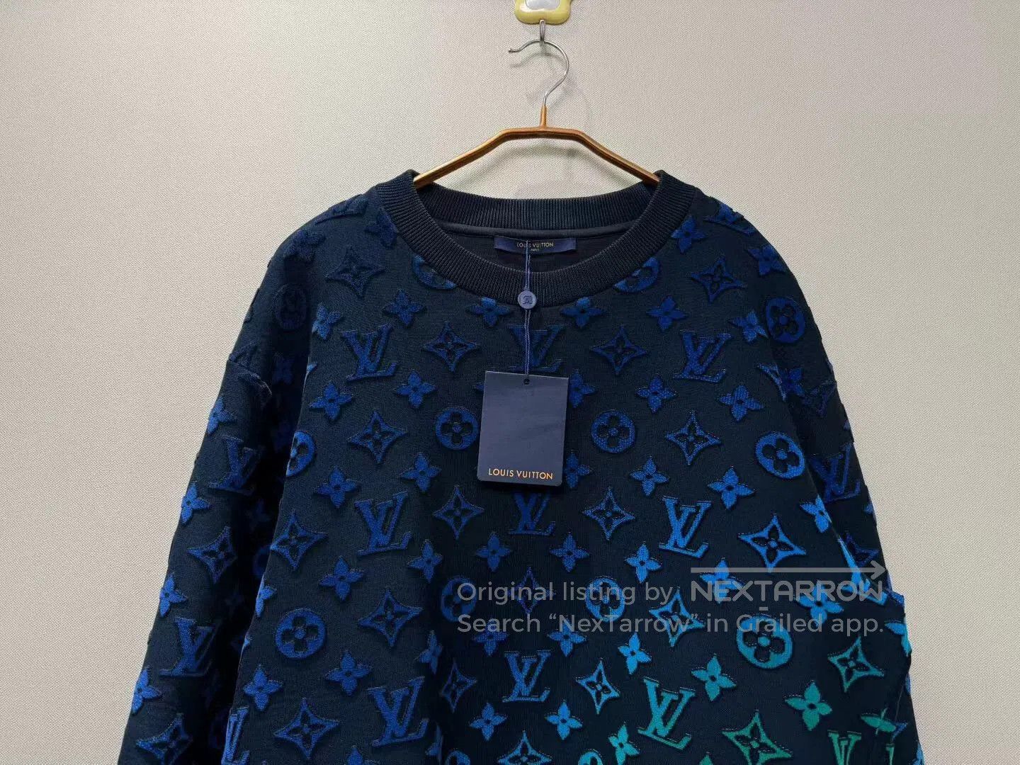 Louis Vuitton louis vuitton blue-green gradient logo sweatshirt. Size US L / EU 52-54 / 3 - 2 Thumbnail