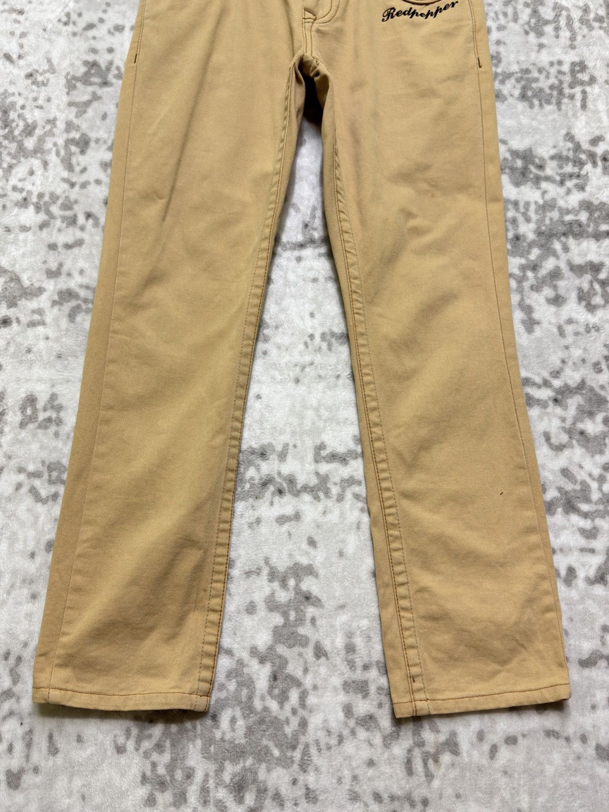 Ed Hardy Ed Hardy x Red Pepper Y2K Embroidered Tiger Jeans Worn Dirty Size US 30 / EU 46 - 6 Thumbnail