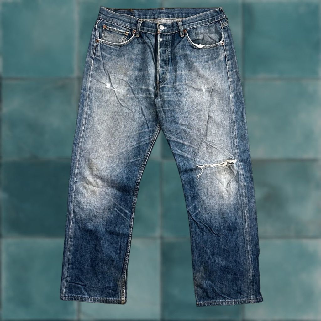 Levi's VINTAGE Levi's 501 Jeans Men Regular Fit Straight Leg 34x34 Blue 90s Denim Retro Size US 34 / EU 50 - 1 Thumbnail