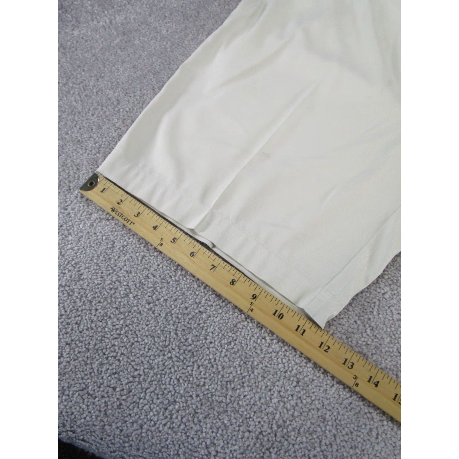 Nike Nike Golf Shorts Mens 36 Dri Fit Beige Lightweight Chino Polyester Spandex Casual Travel Workwear Mens 36 Beige Lightweight Nike Shorts Size US 36 / EU 52 - 6 Thumbnail