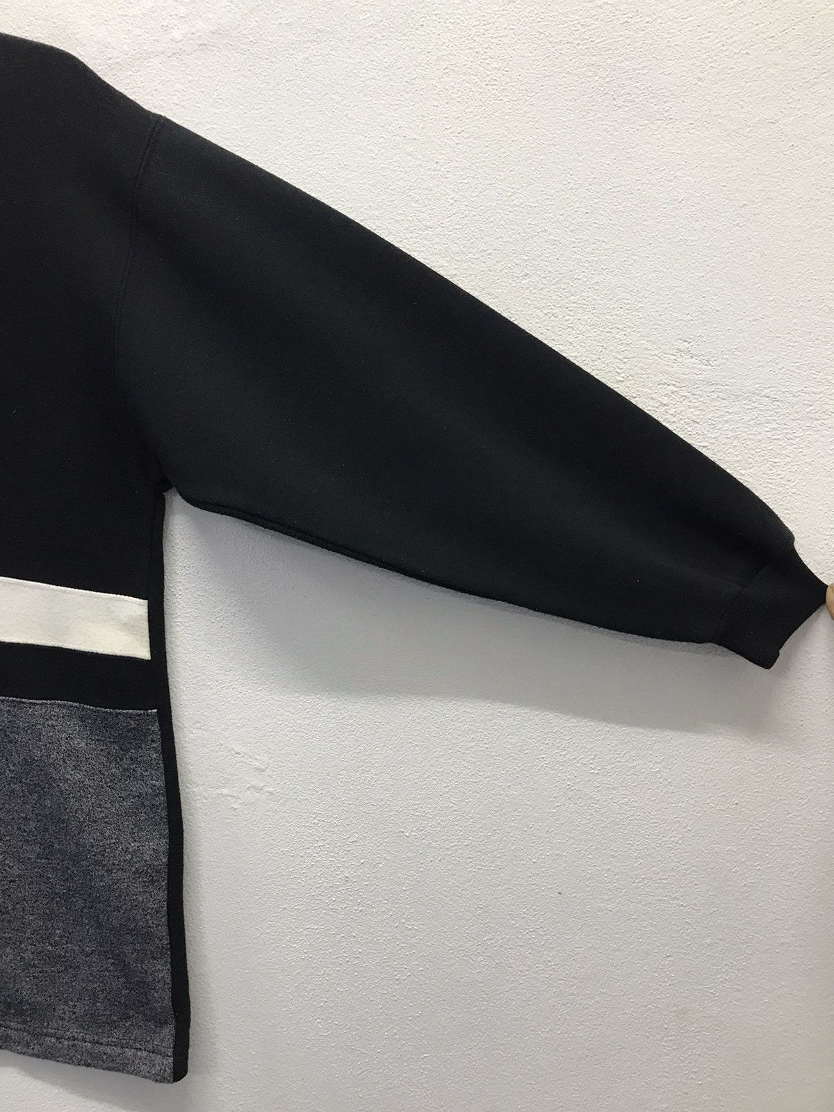 Gianni Valentino × Valentino × Vintage Vintage Gianni Valentino Jeans Sweatshirt Size US M / EU 48-50 / 2 - 5 Thumbnail