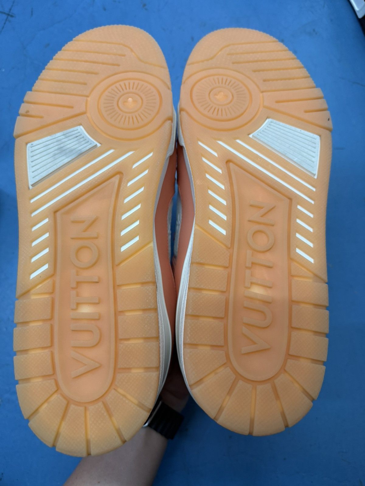 Louis Vuitton LOUIS VUITTON PINK SNEAKERS Size US 12 / EU 45 - 4 Thumbnail