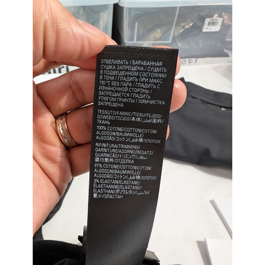 Balenciaga × Under Armour o1rshd1 Q:2 / Print Vint Medium Fit T-Shirt in Black Size US S / EU 44-46 / 1 - 19 Thumbnail