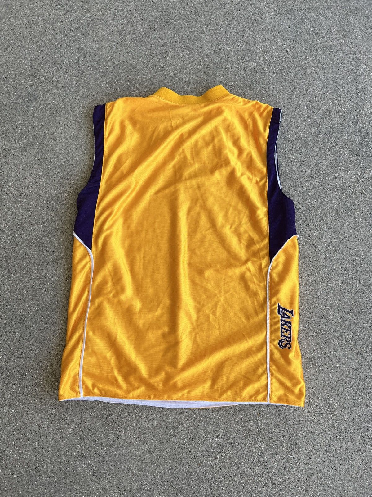 NBA Vintage Nike L.A. Lakers Reversible Basketball Jersey Size US S / EU 44-46 / 1 - 4 Thumbnail