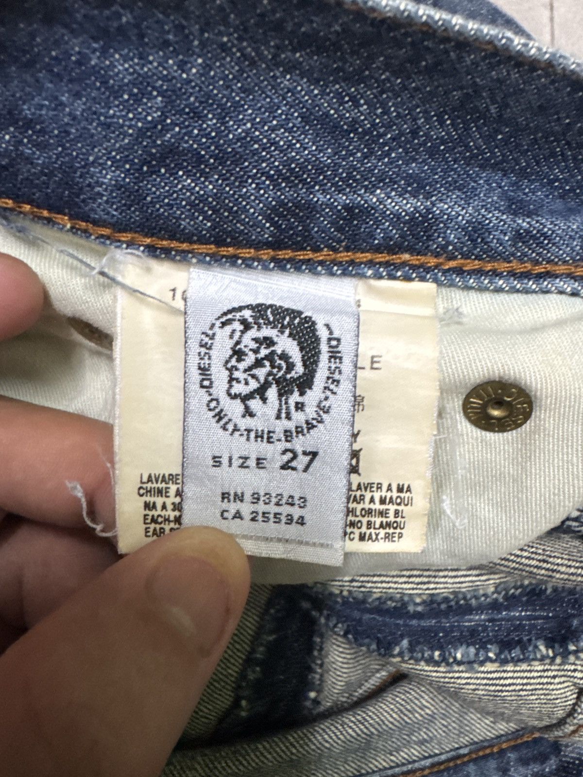 Diesel DIESEL INDUSTRY Flared Reconstructed Low Rise Denim Size US 28 / EU 44 - 19 Thumbnail